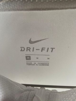 Chaqueta deportiva Nike blanca