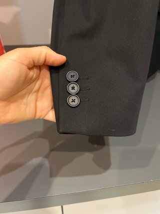 Traje completo pantpant y americana Zara negro