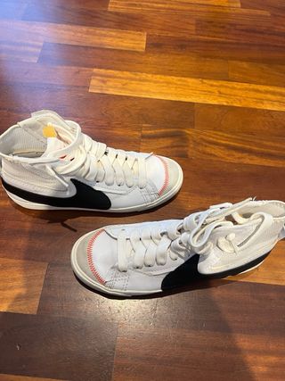 Nike Blazers Blancas y Negras Talla 41