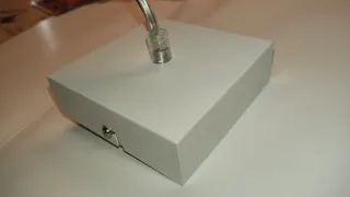 Colgador para lámpara