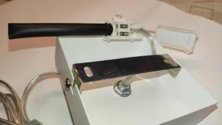 Colgador para lámpara