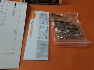 Compás Emuca para puertas elevables