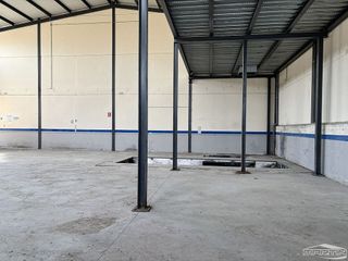 Nave industrial en venta en Baena