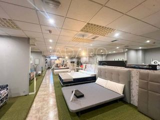 Local comercial en venta en El Barral Ferial en Coslada