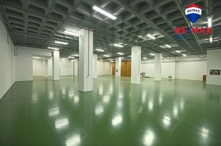 Nave industrial en alquiler en Valdebebas - Valdefuentes en Madrid