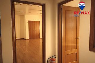 Nave industrial en alquiler en Valdebebas - Valdefuentes en Madrid