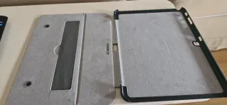 Samsung Galaxy Tab 4 con funda