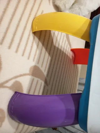 Mesa de actividades VESA para bebés