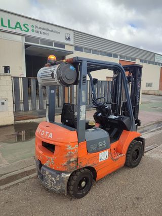 Carretilla Elevadora Toyota Diésel 1.800 kg