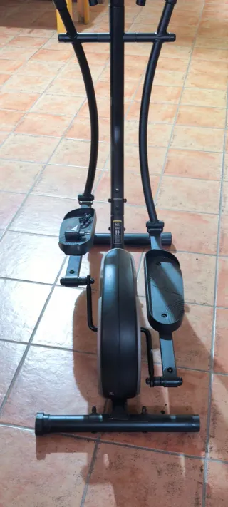 Elíptica DOMYOS Essential+ 6