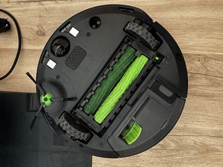 Robot Aspirador iRobot J5+ Combo