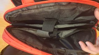 Mochila tipo maletin con muchos bolsillos