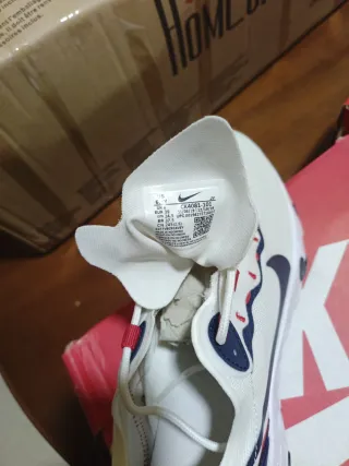 Zapatillas Nike Renew Element Blancas y Rojas