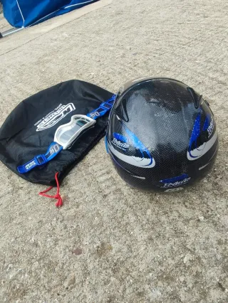 Casco de moto NZI talla XS (54) con gafas y bolsa