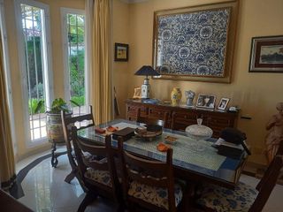 Chalet en venta en Lucena