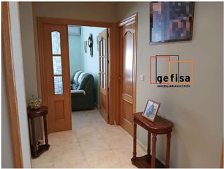 Casa adosada en venta en Valdepeñas