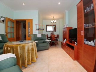 Casa adosada en venta en Valdepeñas