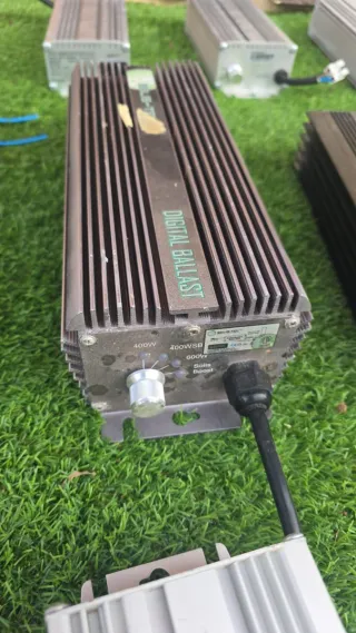 Pantallas reflectantes y transformadores