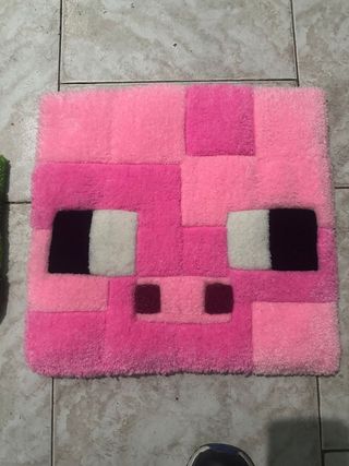 Alfombra Cerdito Minecraft Hecha a Mano 40x20cm