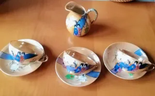 Jarra y 6 piezas de vajilla