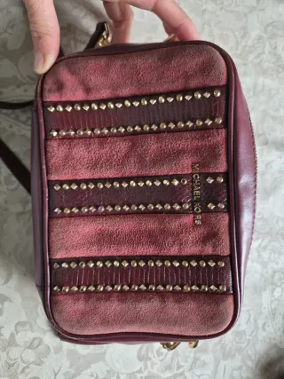 Bolso Michael Kors bandolera con llavero