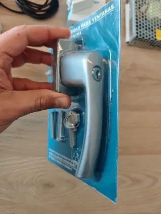 Maniglia per finestra con serratura LIDL (IAN 3003