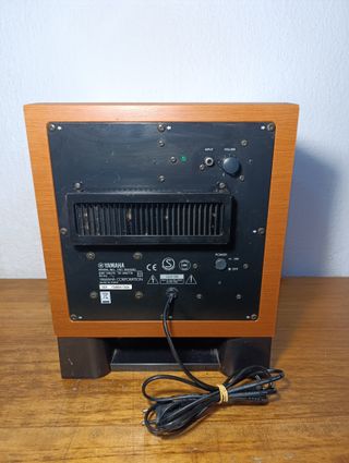 Subwoofer Yamaha YST-SW030