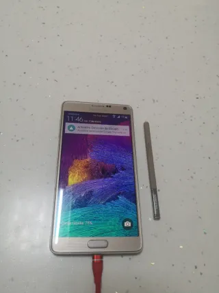 Samsung Galaxy Note 4 dorada