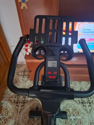 Bicicleta Estática Homcom Negra y roja. Poco uso.