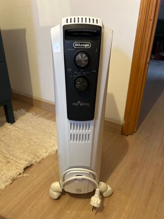 Calentador DeLonghi Aceite Baño con caja