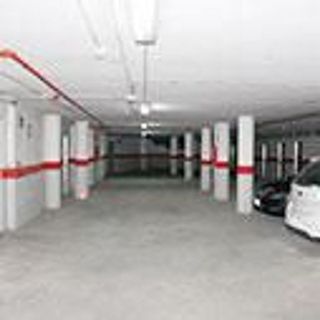 Garaje en venta en Guadix