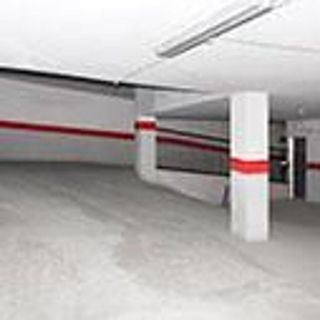 Garaje en venta en Guadix