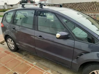 Ford S-MAX 2011