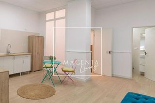 Local comercial en venta en Novelda