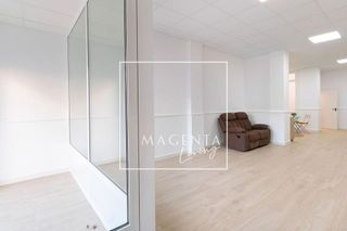 Local comercial en venta en Novelda