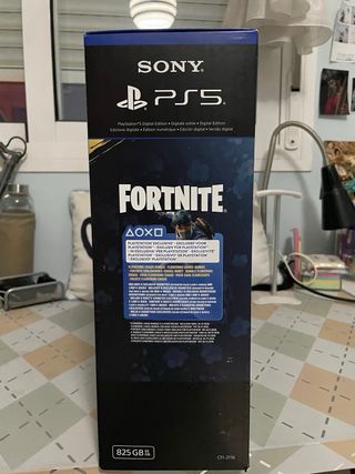 Caja PS5 Digital Fortnite Flowering Chaos + Extras