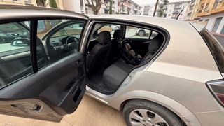 Opel Astra 2006