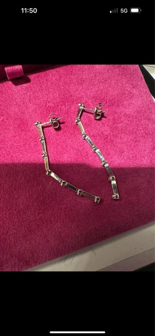 Pendientes largos brillantes oro