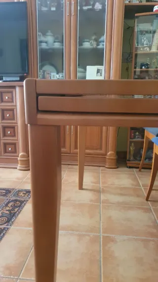 Mesa cristal y 4 sillas,Mesa desmontada para trans