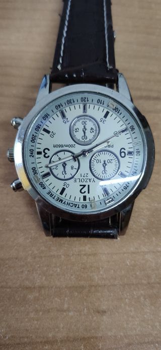 Reloj Yazole Marrón/Plateado