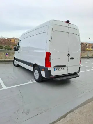 Mercedes-Benz Sprinter 2021