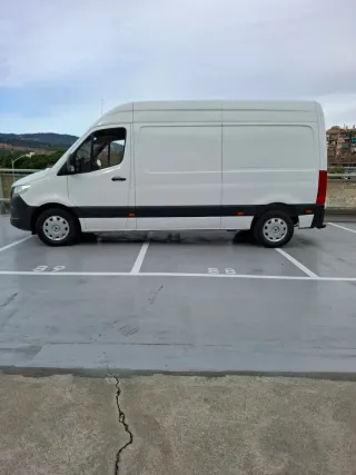 Mercedes-Benz Sprinter 2021