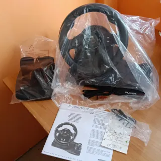 Volante Superdrive GS 550 per PC e Console