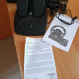 Volante Superdrive GS 550 per PC e Console