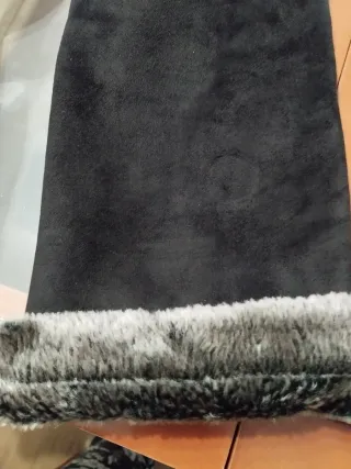 Chaquetón negro con cuello de pelo talla 46