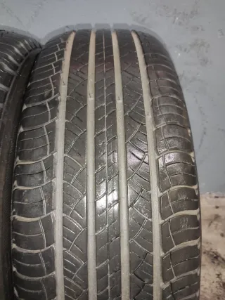 Neumáticos Michelin Latitude TourHP 215/70R16 100H