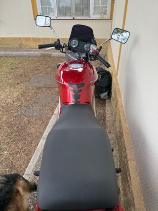 Honda NTV650 Revere