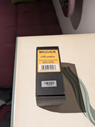 Pedal Mooer Acoustikar simulador guitarra acústica