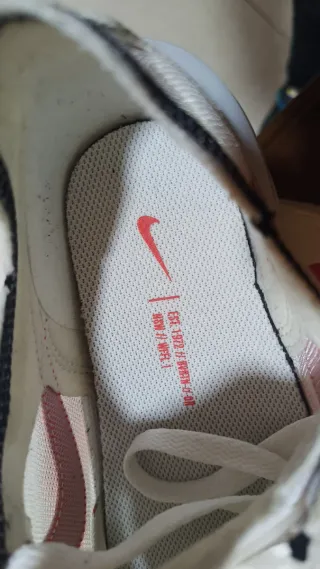 Zapatillas Nike Waffle One Naranja Blanco