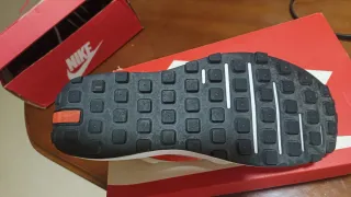 Zapatillas Nike Waffle One Naranja Blanco